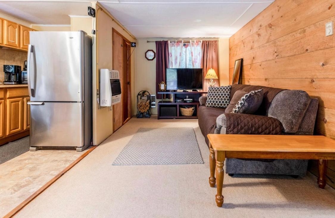 Pocono Cabin With Private Pool At Shawnee Mtn Ийст Страудсбърг Екстериор снимка