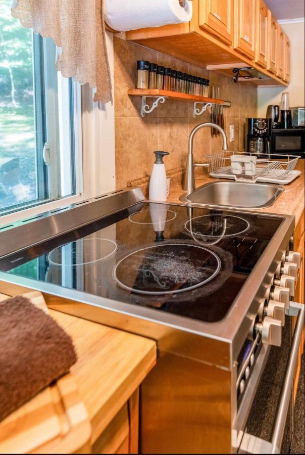 Pocono Cabin With Private Pool At Shawnee Mtn Ийст Страудсбърг Екстериор снимка