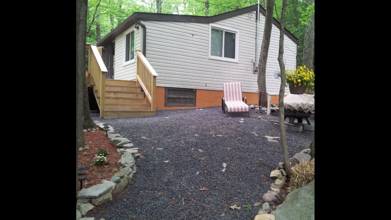 Pocono Cabin With Private Pool At Shawnee Mtn Ийст Страудсбърг Екстериор снимка